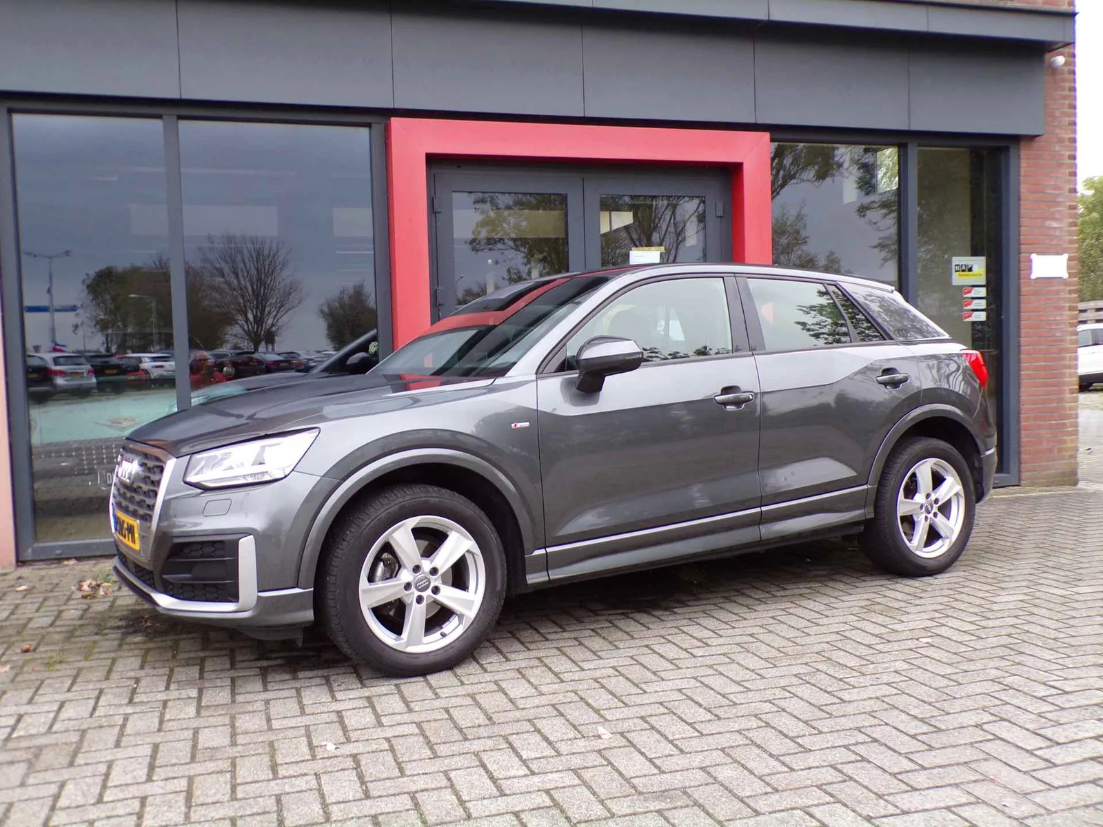Audi Q2 (2020) — foto 1