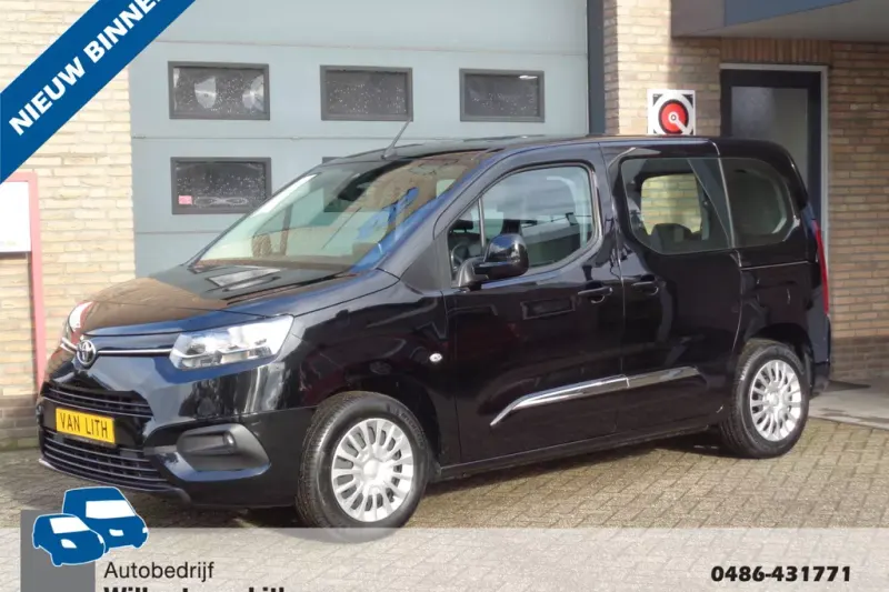 Toyota ProAce City Verso (2023)
