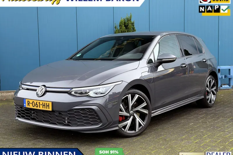 Volkswagen Golf (2022)