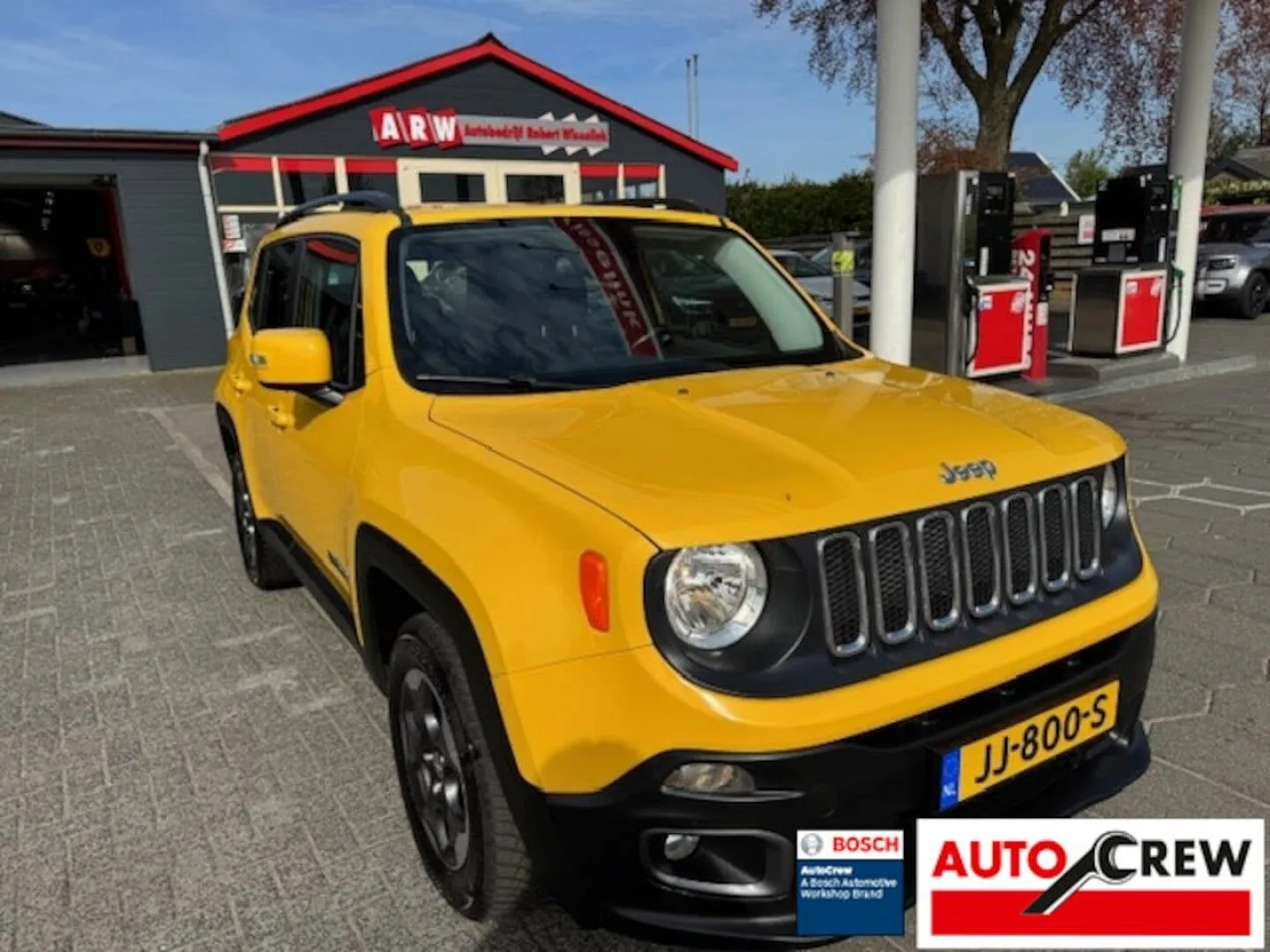 Jeep Renegade (2016) — foto 1