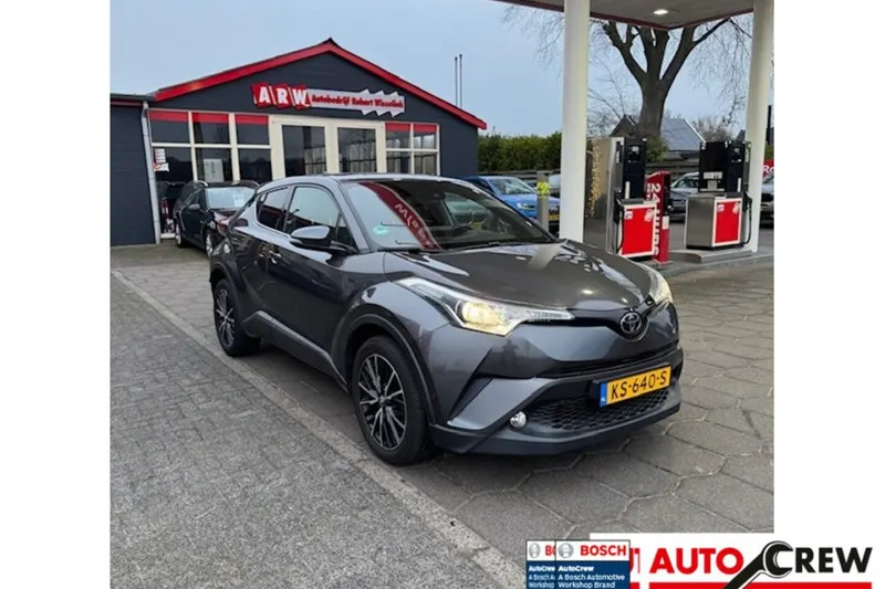 Toyota C-HR (2016)