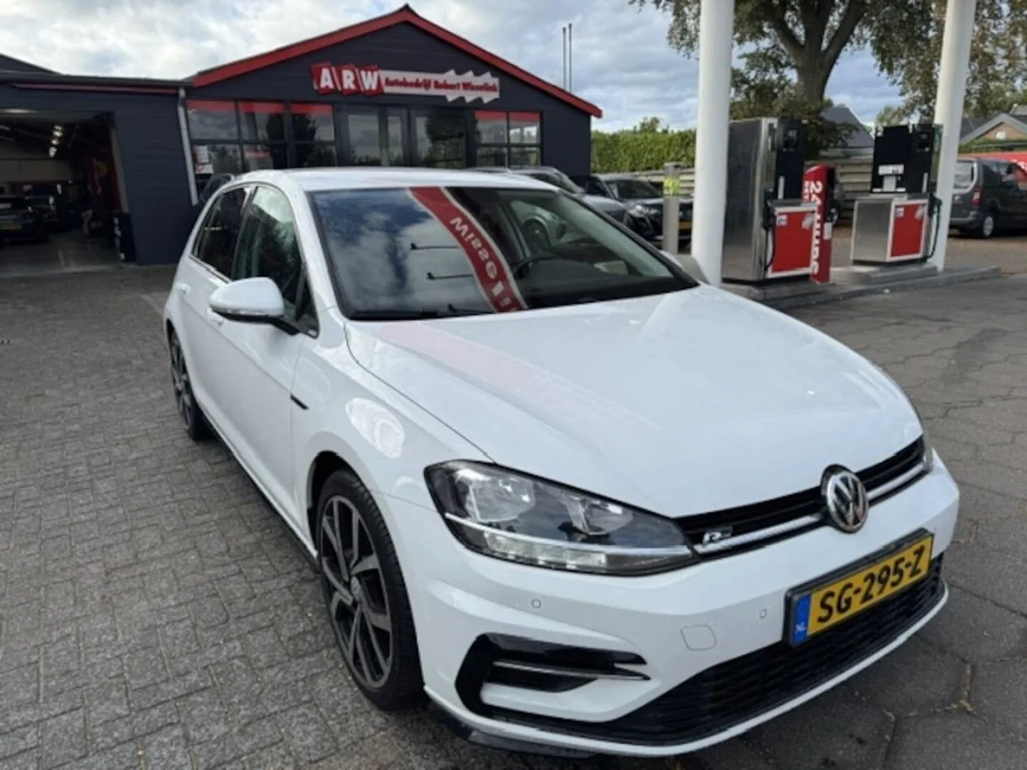 Volkswagen Golf (2018) — foto 1