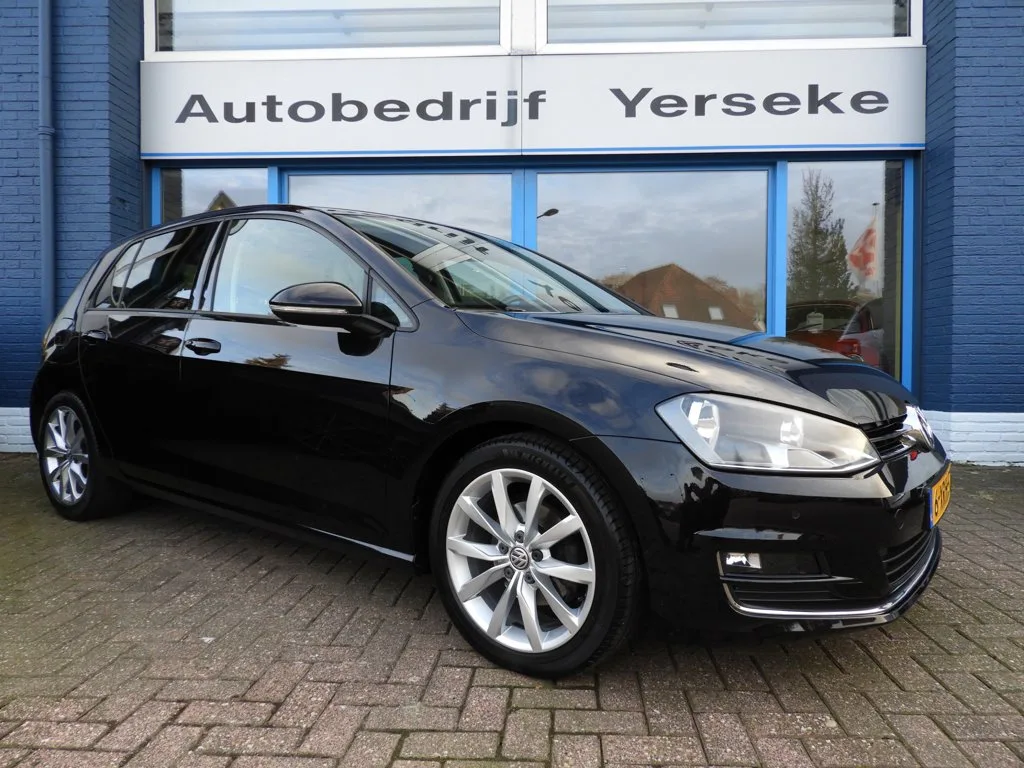 Volkswagen Golf (2014) — foto 1