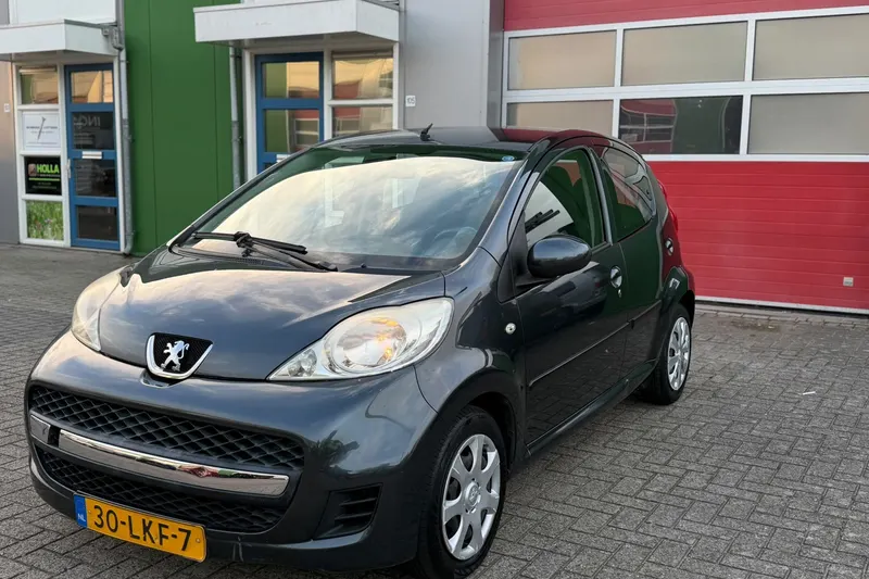 Peugeot 107 (2010)