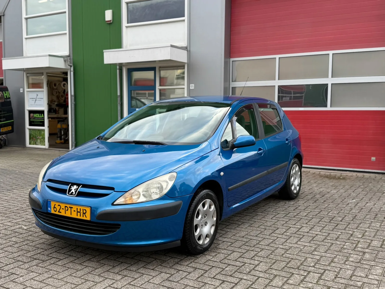 Peugeot 307 (2004) — foto 1