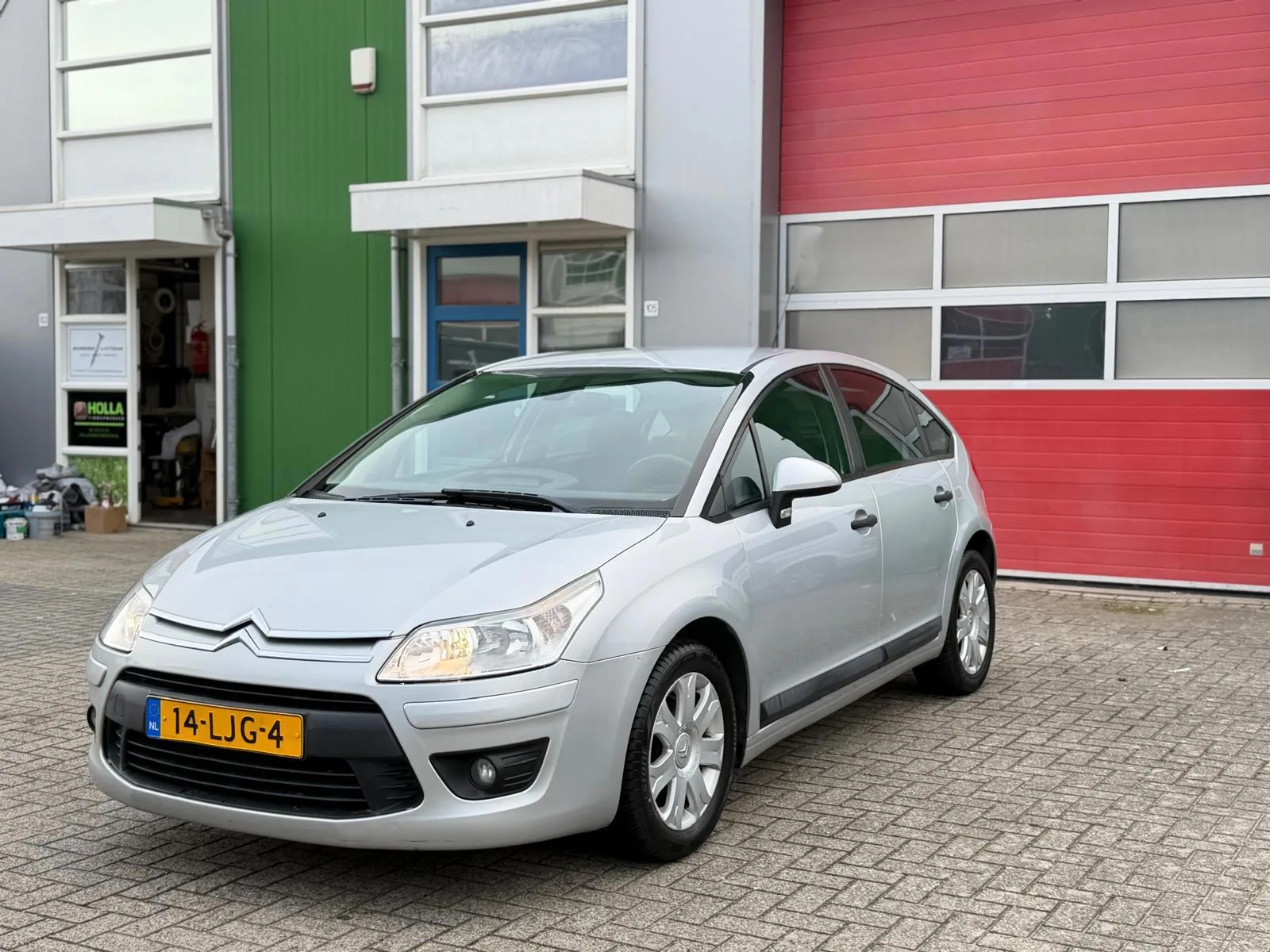Citroën C4 (2010) — foto 1