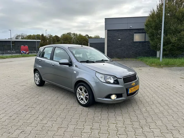 Chevrolet Aveo (2011) — foto 1