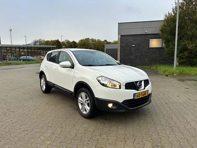 Nissan Qashqai (2011) — foto 1