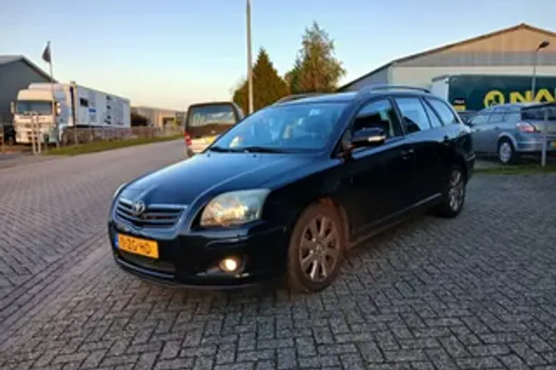Toyota Avensis (2008)