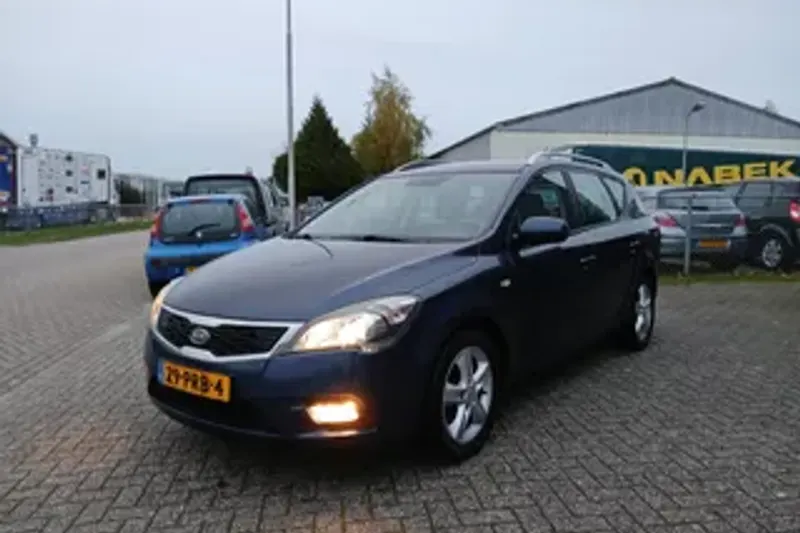 Kia Ceed (2011)