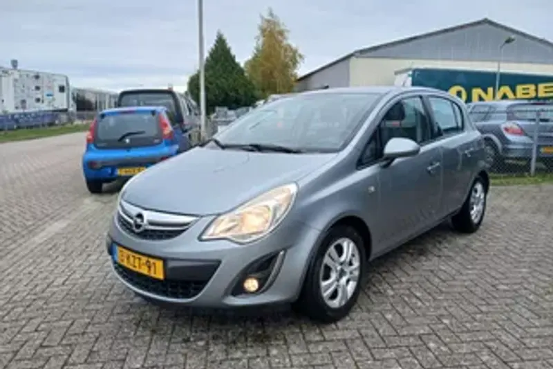 Opel Corsa (2011)