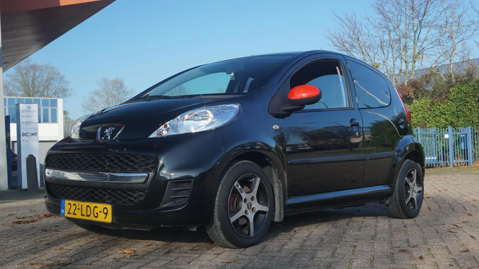 Peugeot 107 (2010) — foto 1