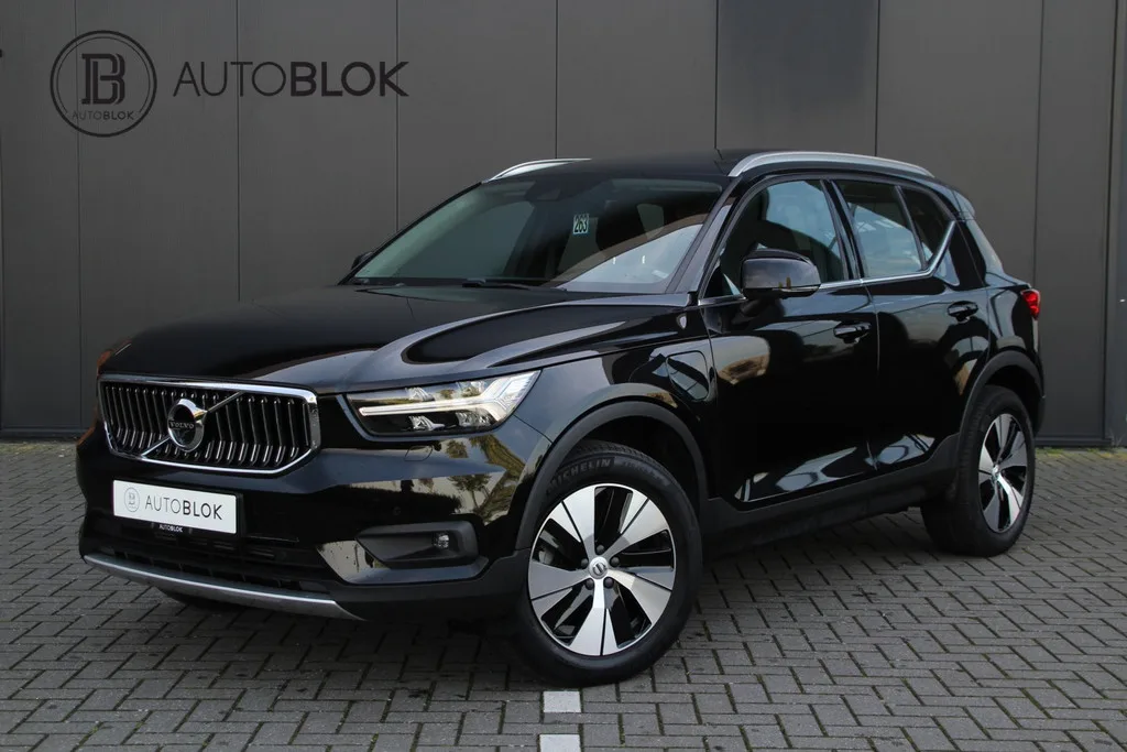 Volvo XC40 (2021) — foto 1
