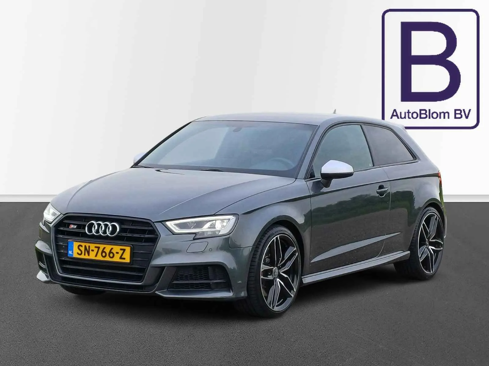 Audi S3 (2017) — foto 1