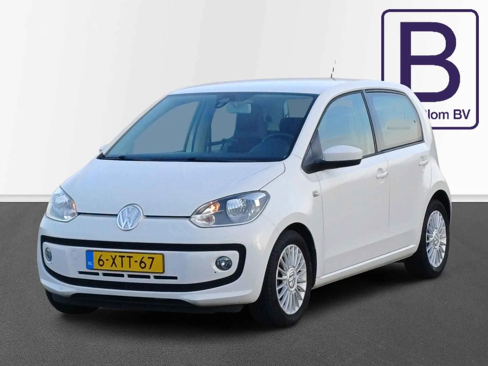 Volkswagen Up! (2014) — foto 1