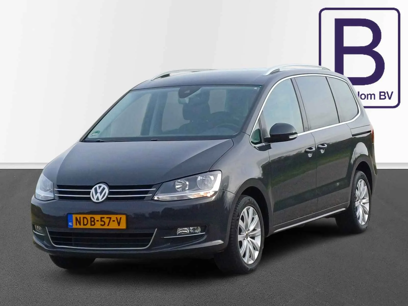 Volkswagen Sharan (2019) — foto 1