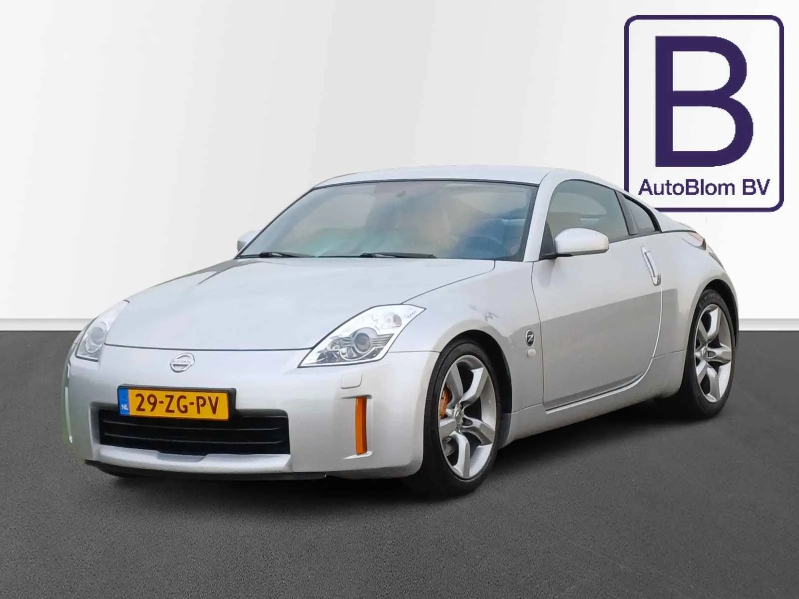 Nissan 350Z (2008) — foto 1