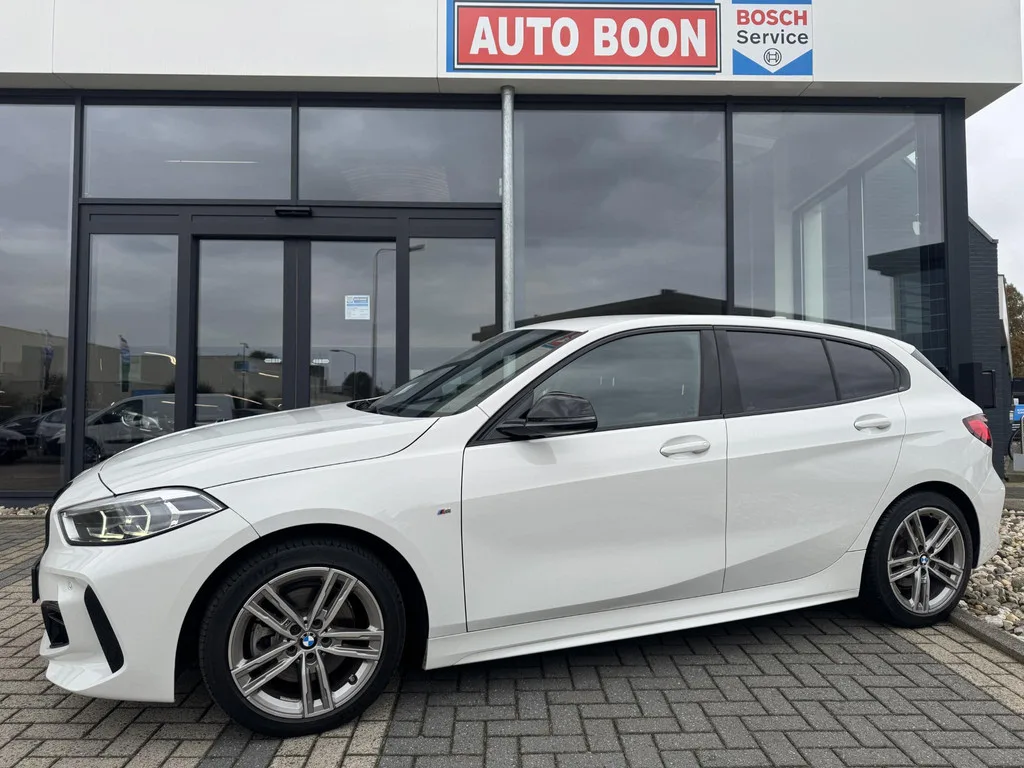 BMW 1-Serie (2024) — foto 1