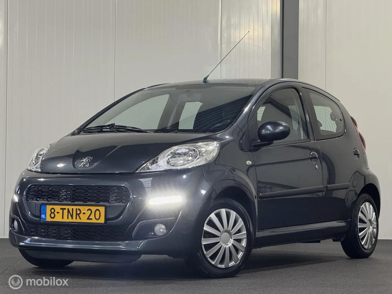 Peugeot 107 (2014) — foto 1