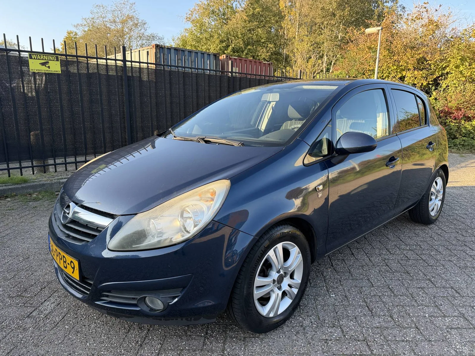 Opel Corsa (2011) — foto 1