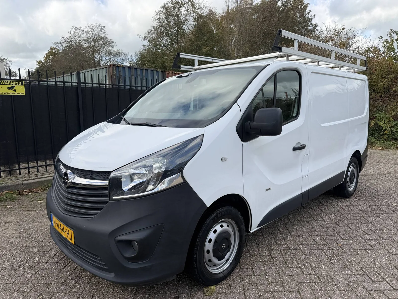 Opel Vivaro (2017) — foto 1