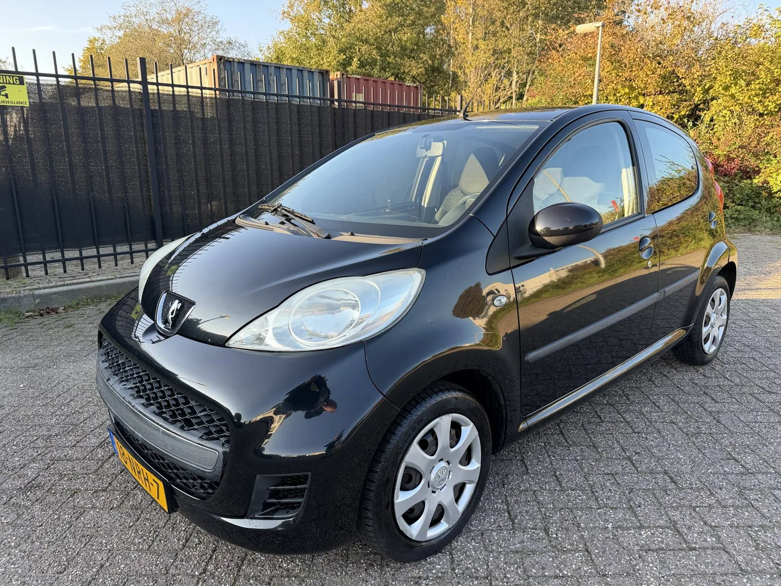 Peugeot 107 (2010) — foto 1