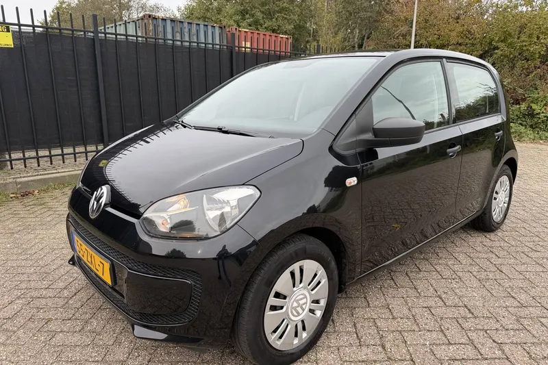 Volkswagen Up! (2013)