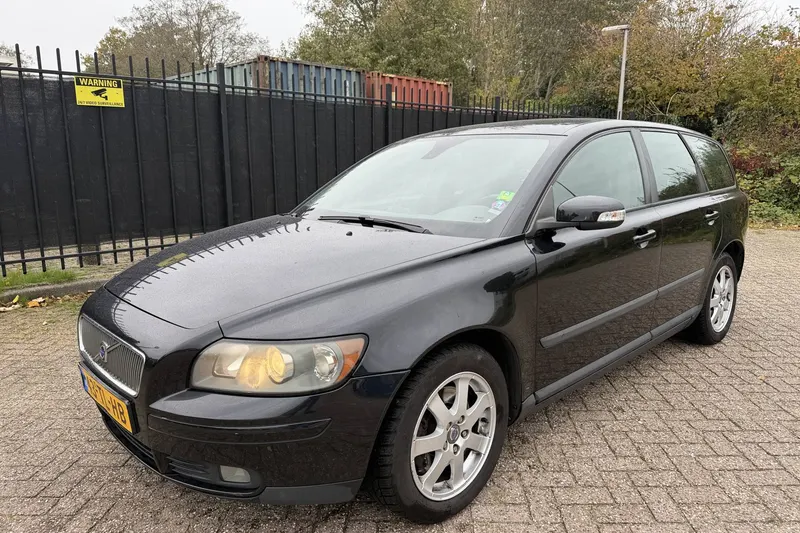 Volvo V50 (2006)
