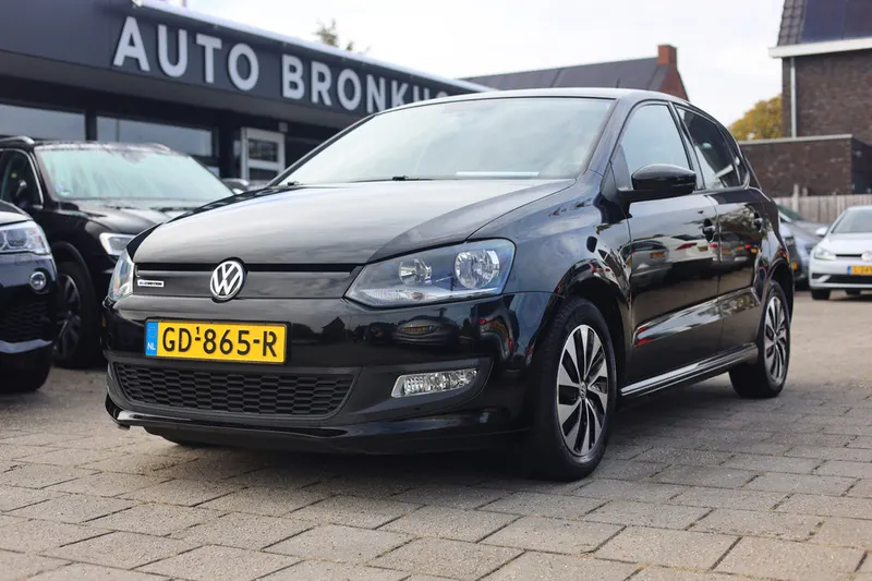 Volkswagen Polo (2015)