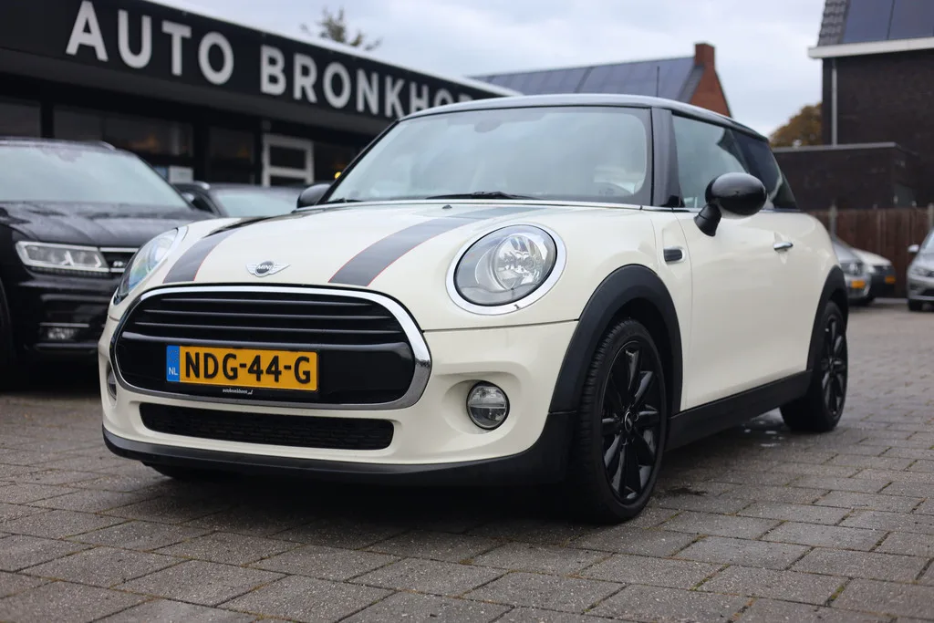 MINI Cooper (2016) — foto 1