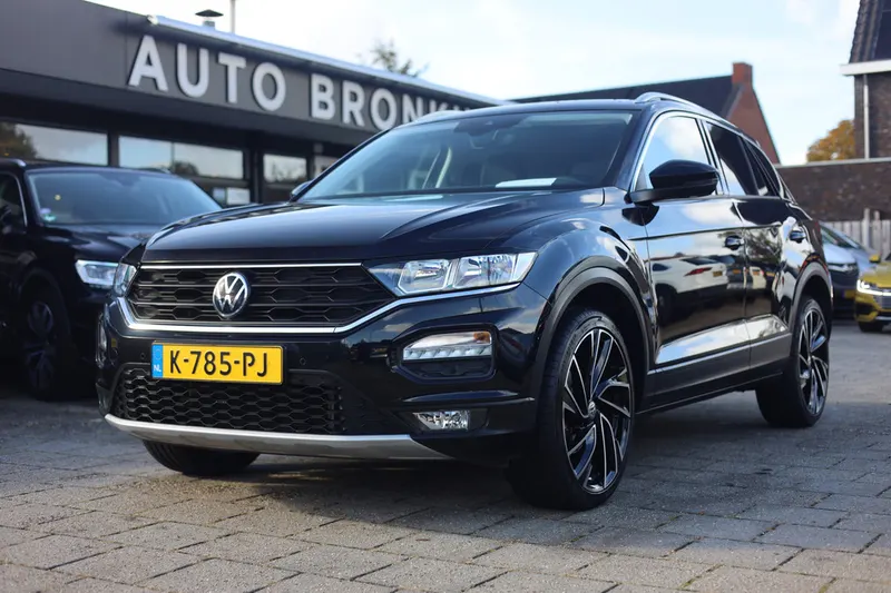 Volkswagen T-Roc (2021)