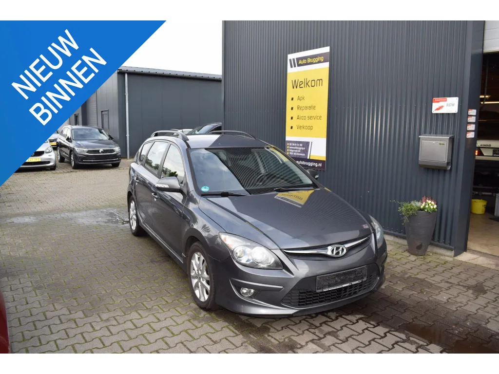 Hyundai i30 (2011) — foto 1