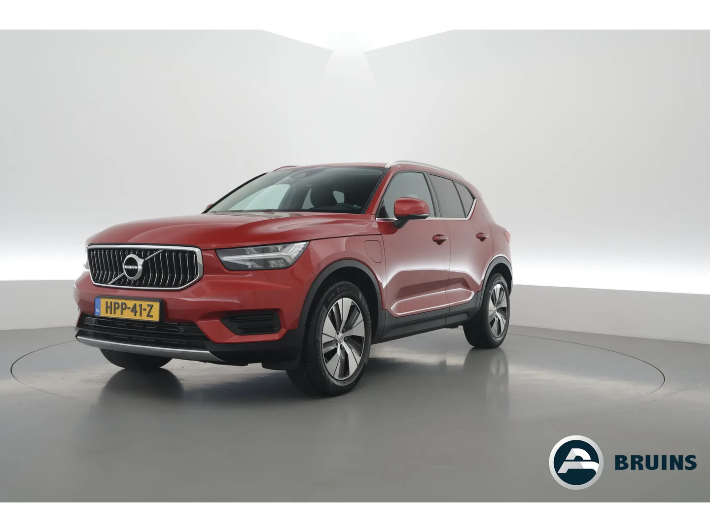 Volvo XC40 (2022) — foto 1