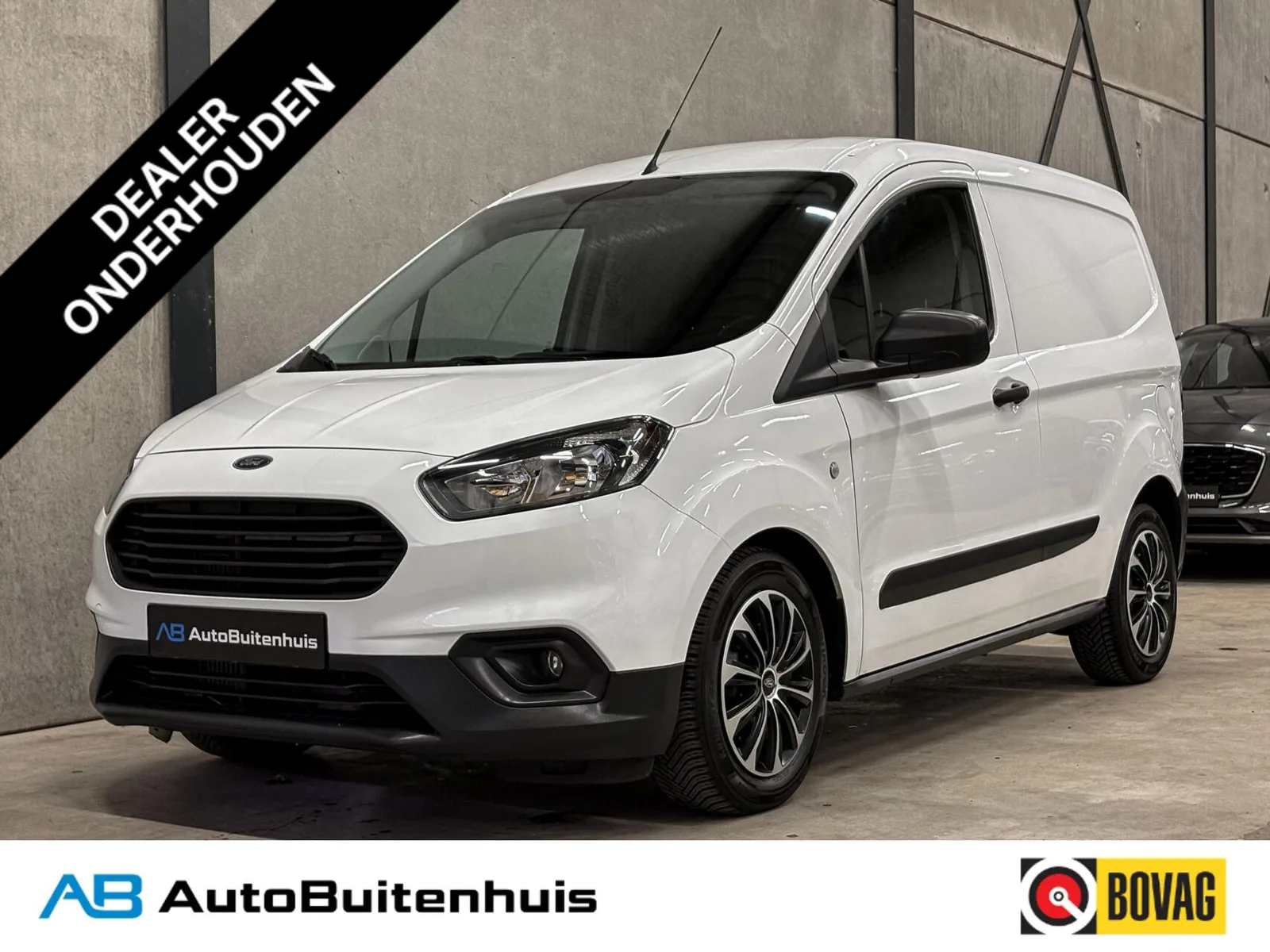 Ford Transit Courier (2023) — foto 1