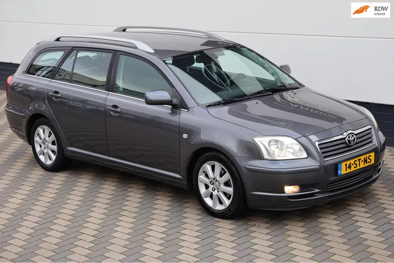 Toyota Avensis (2006)