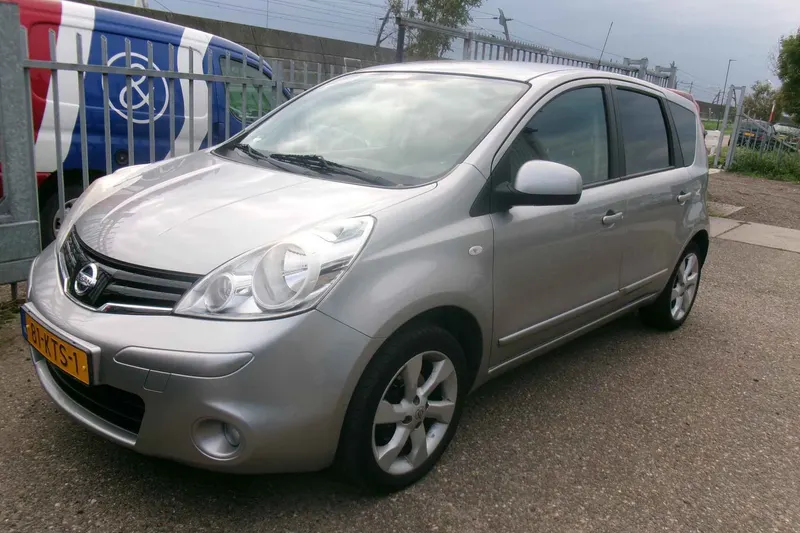Nissan Note (2010)