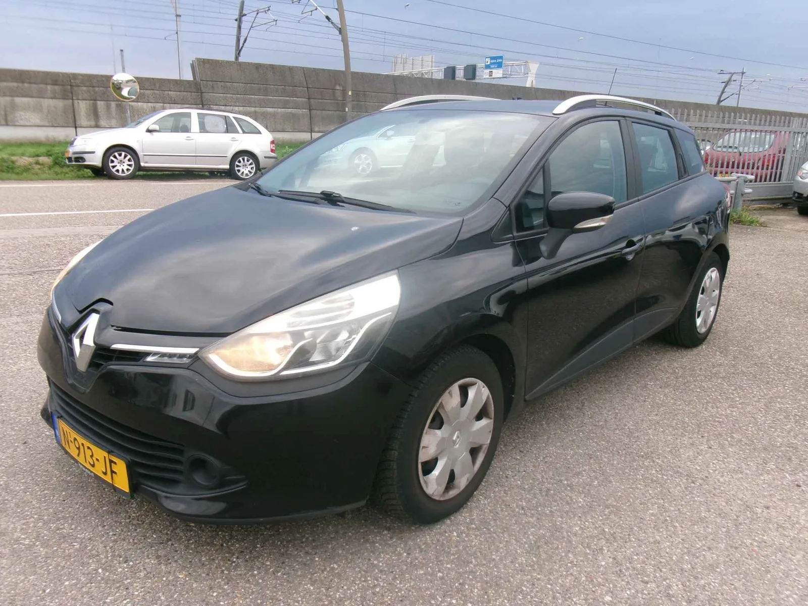 Renault Clio (2014) — foto 1