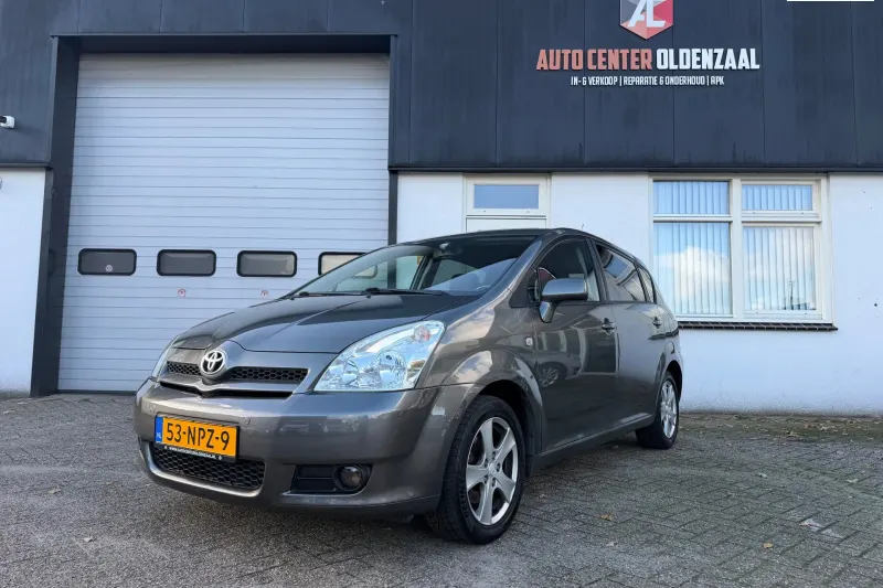 Toyota Verso (2006)