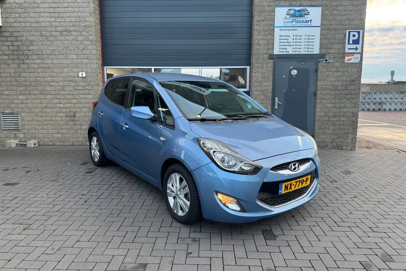 Hyundai ix20 (2012)