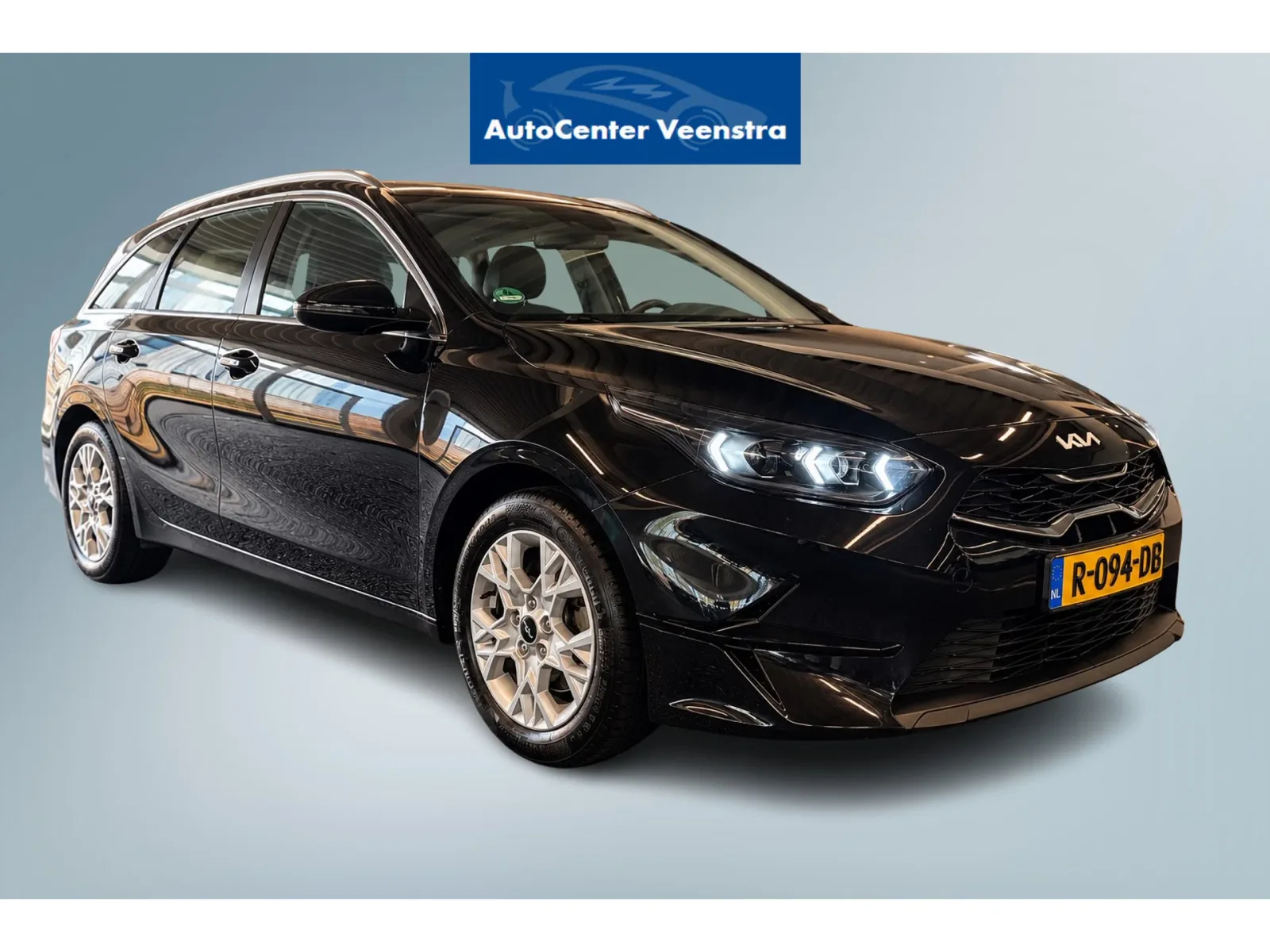 Kia Ceed (2022) — foto 1