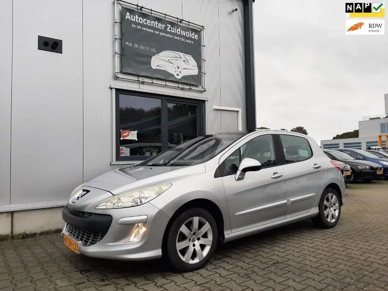 Peugeot 308 (2008) — foto 1