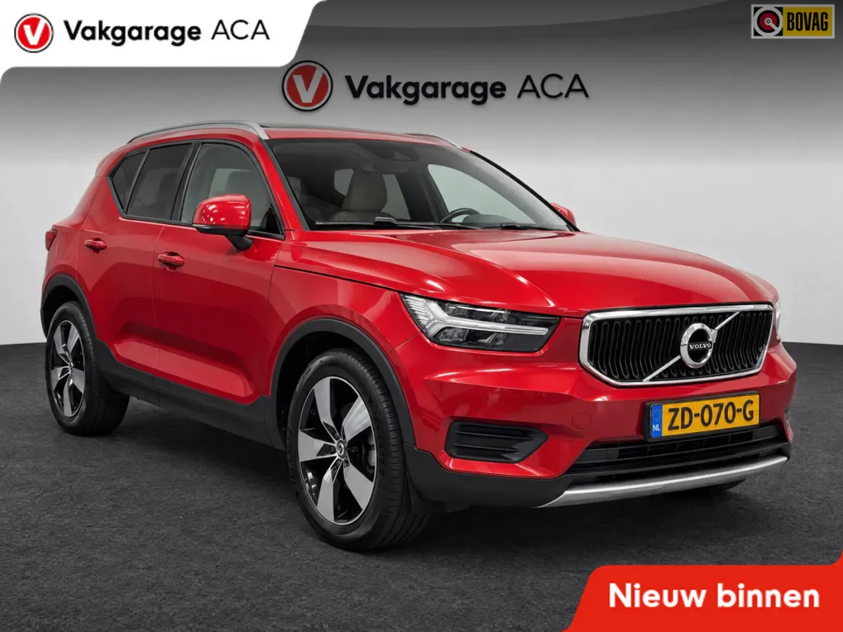 Volvo XC40 (2019) — foto 1