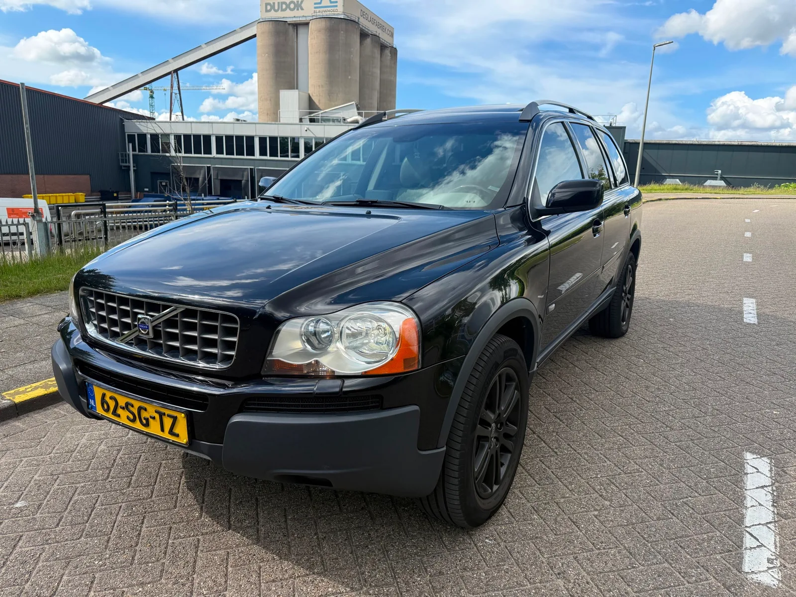 Volvo XC90 (2006) — foto 1