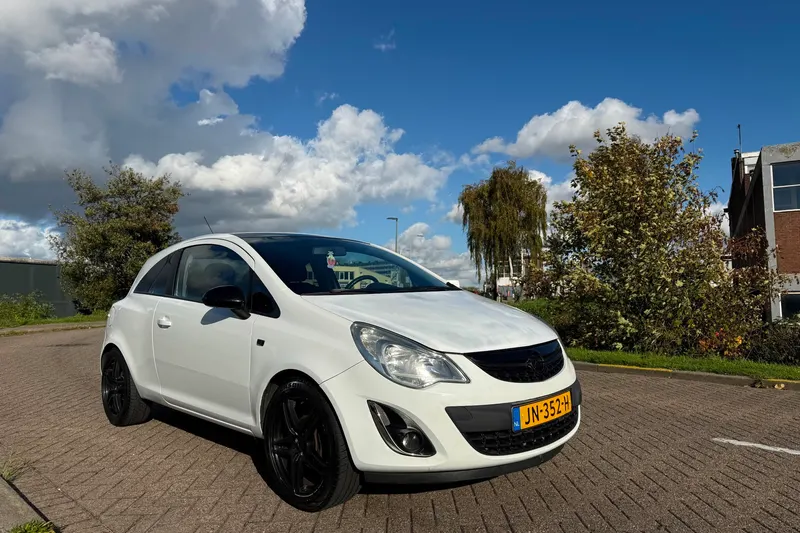 Opel Corsa (2011)