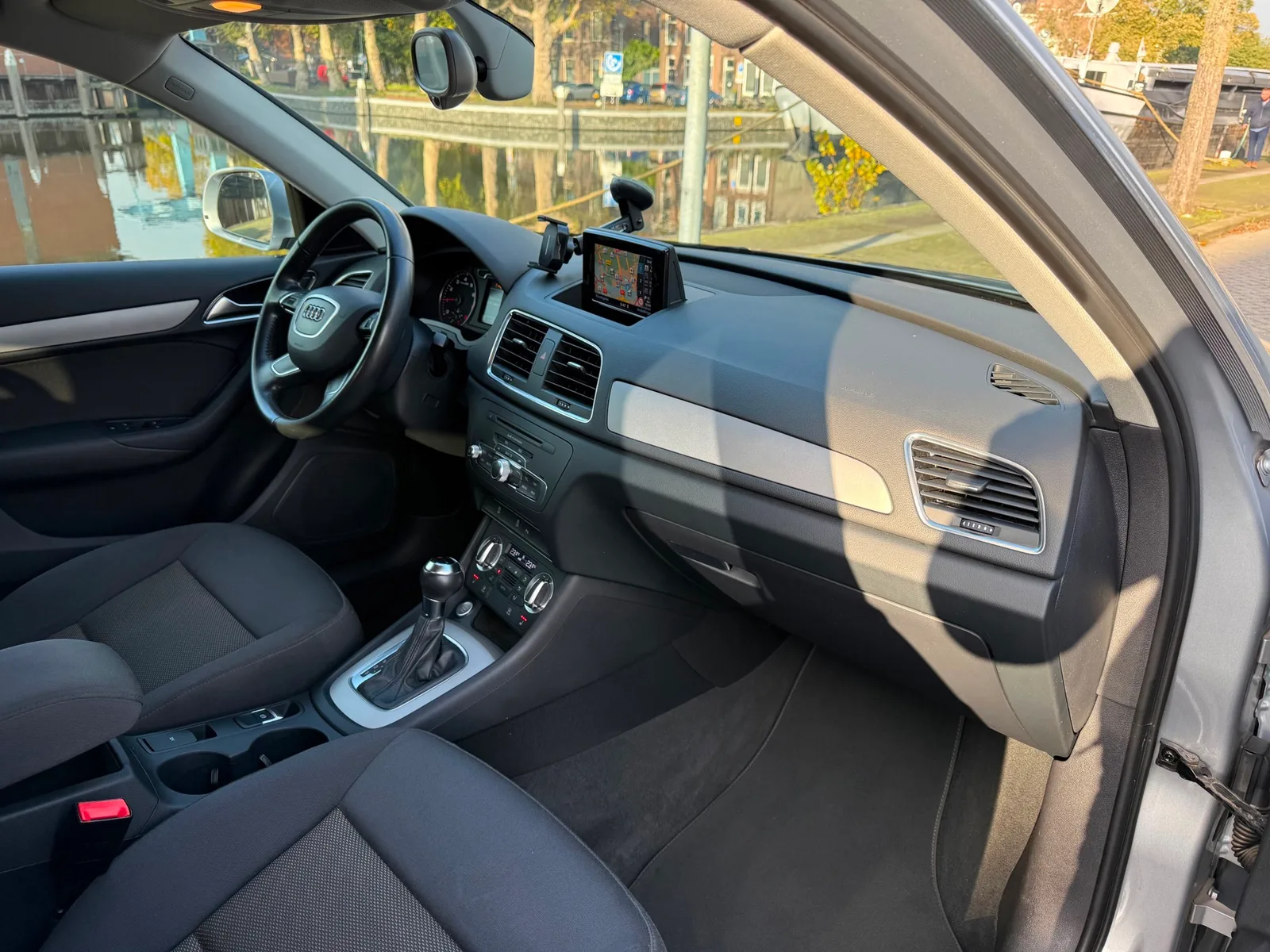 Audi Q3 (2015) — foto 1