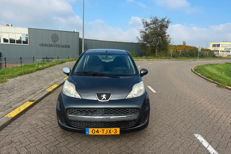 Peugeot 107 (2012)