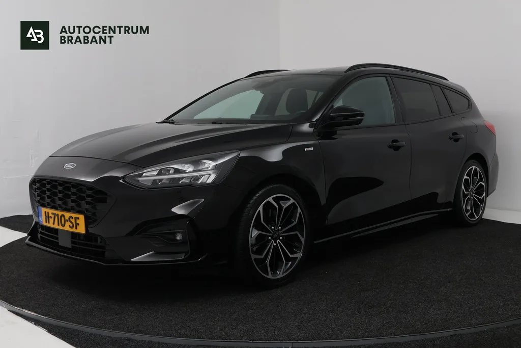 Ford Focus (2020) — foto 1