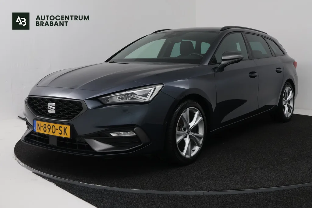 SEAT Leon Sportstourer (2021) — foto 1