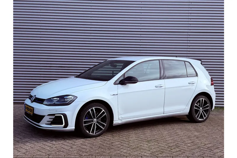 Volkswagen Golf (2018)