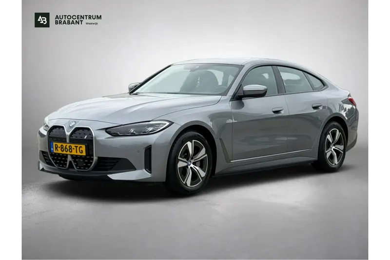 BMW i4 (2022)